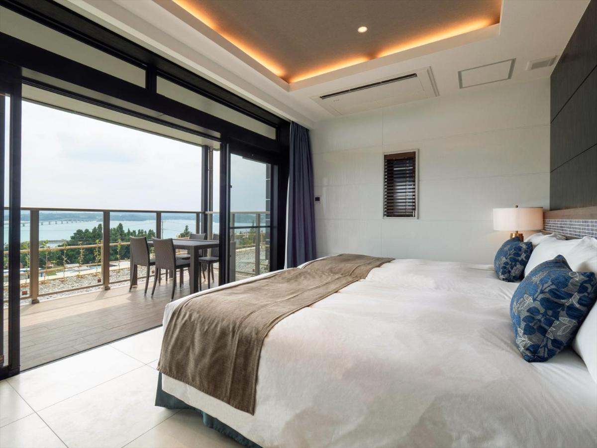 One Suite The Terrace Nakidzsin Kültér fotó